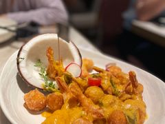 金椰壳奶香虾球-金椰壳· 大厨新加坡菜(壹方城店)