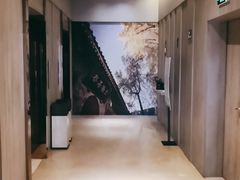 -西安大雁塔科技大学地铁站亚朵酒店