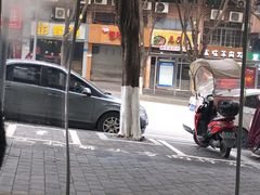 -洪霞餐馆