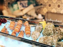 -La Mer Restaurant & Lounge