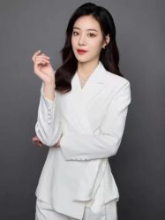 点击看大图 -定格摄影·轻奢定制写真馆
