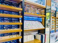 -沪睛眼镜蔡司官方授权店(金桥佳林路店)