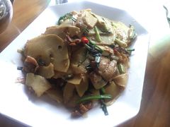 竹笋炒花腩-肥仔美食