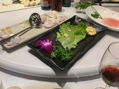 -泓炙颐凤鲜海鲜火锅料理(桐乡店)