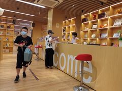 -漕河泾街道图书馆(漕河泾社区文化活动中心店)