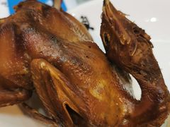 脆皮烤乳鸽-福泉海码头(六里山店)