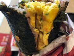 海苔咸蛋黄爆有料饭团-永和大王(广渠店)