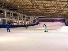 -乔波室内滑雪场
