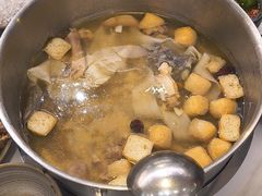 -喃喃椰·糟粕醋·椰子鸡火锅(七堡花园店)
