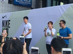 刘翔-必胜客(证大大拇指店)