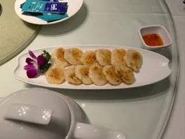 墨**