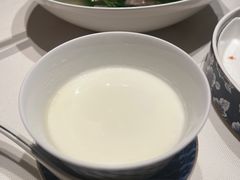 芝麻糊双皮奶-炳胜私厨(万象前海店)