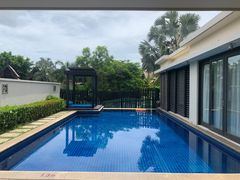 -三亚湾海居铂尔曼度假酒店