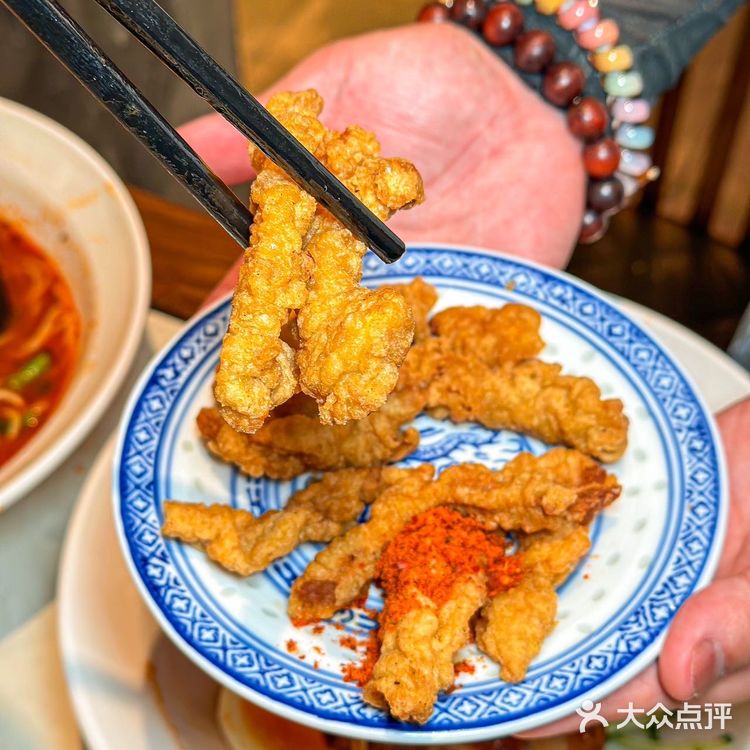  借问美味何处有，和府捞面走起来