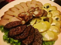-闯关东东北农家菜(崂山石老人店)