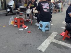 -胡记烧烤(黄山新村总店)