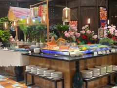 -松咖啡自助餐厅·松北香格里拉