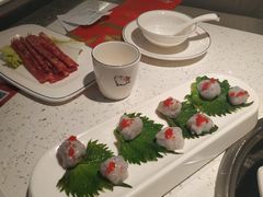-三人行骨头王火锅(长寿店)