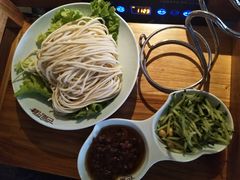 -巴渝瓦肆重庆鲜火锅(宝龙环湖店)