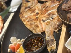 -山川小町·极番烧肉(新地假日广场店)