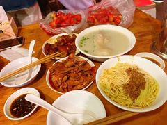 -明红蹄花(糍粑店街店)