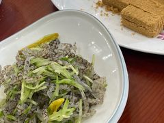 -湖南人家湘菜馆(镇江路店)