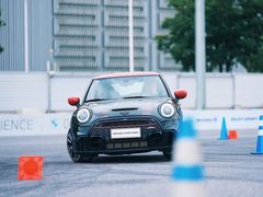 -上海普陀宝诚MINI4S店(红柳路店)