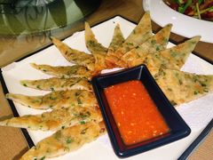 -香巴拉云南餐厅(华莱坞店)