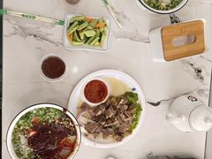 -伊穆祥牛肉面总店·清真