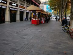 -吉庆街美食广场