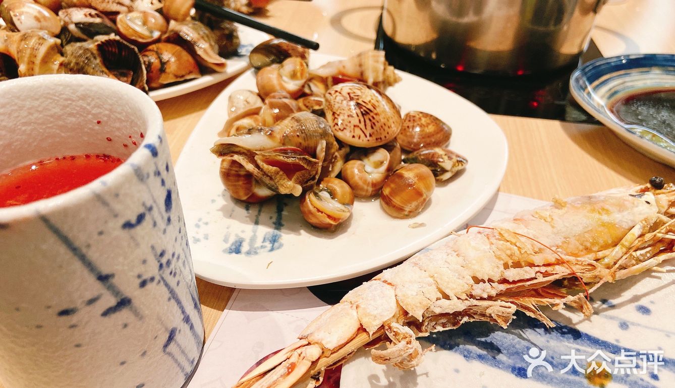 超级实惠自助吃海鲜