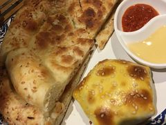 新疆烤馕-阿罗新疆菜(人民广场店)