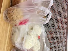 -白玉兰食品甜凤店(合生汇店)