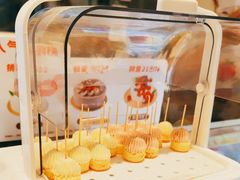 -花花卷卷·鲜食蛋糕(静安久光百货店)