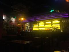 -Helens海伦司小酒馆(上海疁城新天地店)