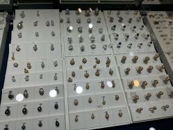 -华林国际玉器城(康王中路)