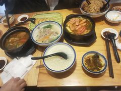 -老新隆牛肉锅贴(新街口店)
