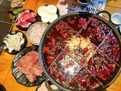 -白乐天毛肚火锅馆(解放碑店)