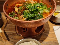 -成都你六姐·牛肉冒菜(上海环宇荟店)