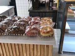 -焙丽拾光(麦凯乐直营店)