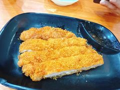 -莱莱小笼·乔艾