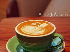 -Line 咖啡(石厦花园店)