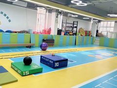 -逗你运动体能训练中心(冠城店)