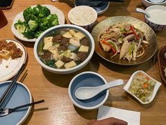 -金莹丸子汤清真(朝外SOHO店)