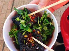 臭豆腐-黑色经典臭豆腐·湖南特产(步行街店)