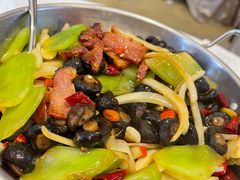 -万龙洲海鲜(大兴绿地缤纷城店)