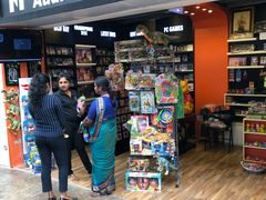 -班达拉奈克国际机场