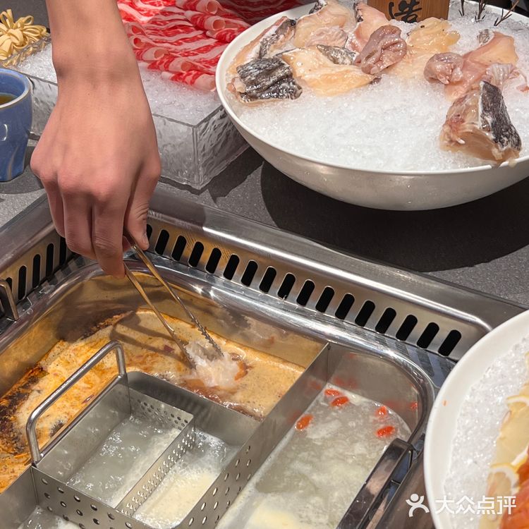 让我看看是谁还没喝上这奶白的鱼汤!