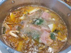 -七欣天香辣蟹火锅(无锡金太湖国际城店)