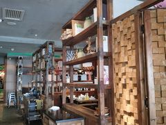 -牛德亨臻牛潮汕火锅(万邦时代店)